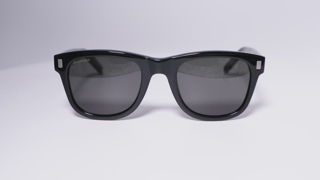 These timeless frames are crafted from Biodegradable eco-friendly, high-quality Italian Mazzucchelli Acetate. Complete with C39 lenses, they offering a whopping 400UV protection and great scratch-resistance technology. Black/Black